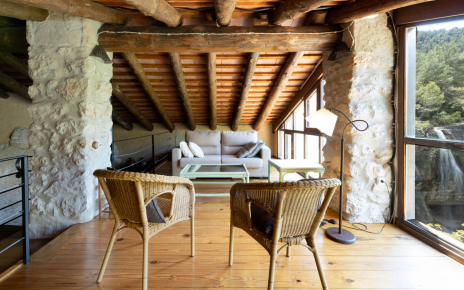 La buhardilla también tiene vistas a la cascada